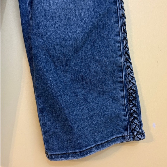 Judy Blue Aurora Braided Hi-Waist Wide Leg  5 Pocket Crop Blue Denim Jeans 15/32 - Picture 7 of 17